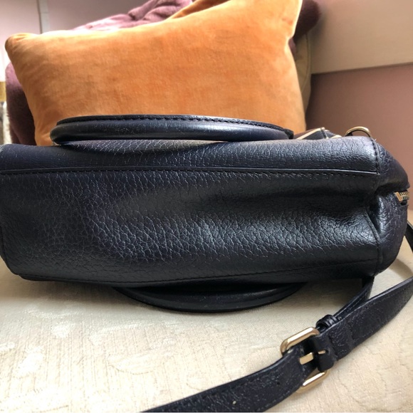 Kate Spade navy/cream pinstriped leather tote bag with crossbody strap - Picture 5 of 11